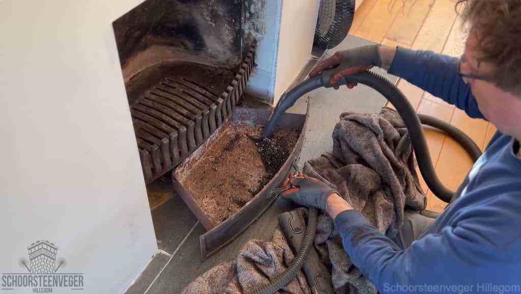 Prijs schoorsteenvegen Hillegom schouw reinigen Prijs schoorsteenvegen Hillegom schouw reinigen